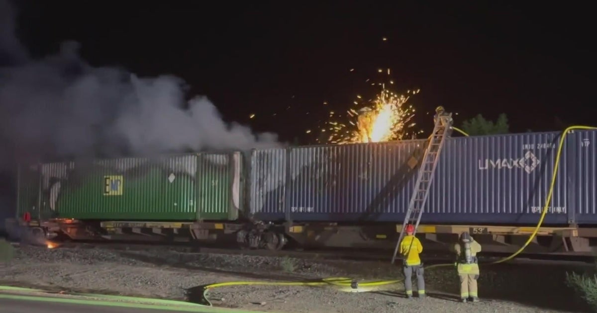 Train cars carrying lithium-ion batteries that caught fire in Marysville not as hazardous as EV fire