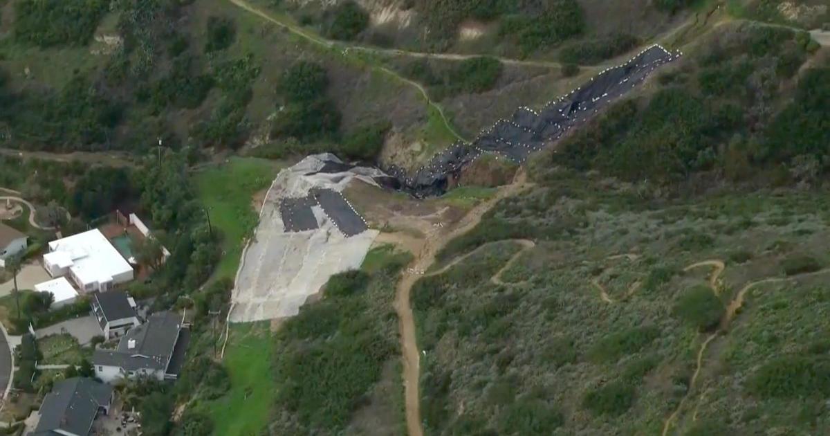 Landslide crisis threatens hundreds of homes in Rancho Palos Verdes