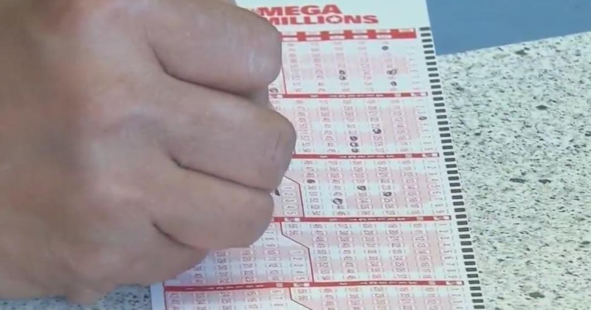 No big winner, Mega Millions jackpot soars to 0 million