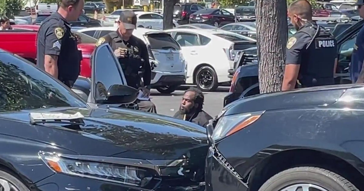 Suspect arrested after chase ends in crash at Stockton Costco