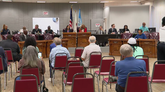 dolton-village-board-meeting-0903.png 