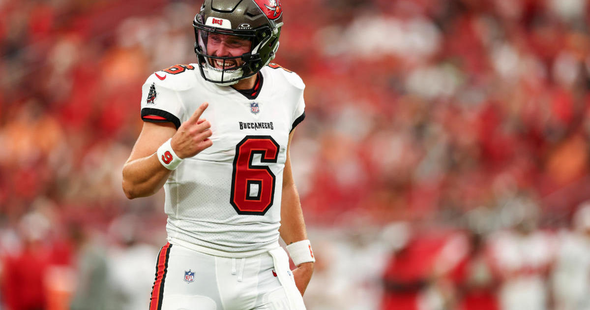 NFL Week 1 Duel: Commanders Clash with Buccaneers