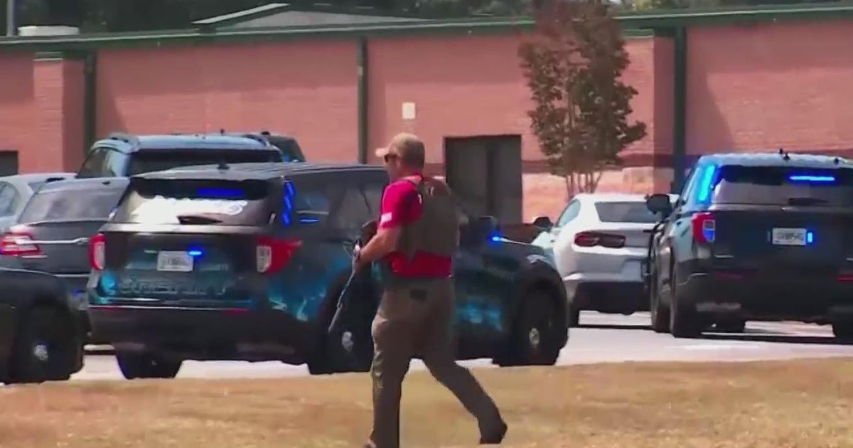4 dead, 9 injured after shooting at high school in Georgia - CBS Texas