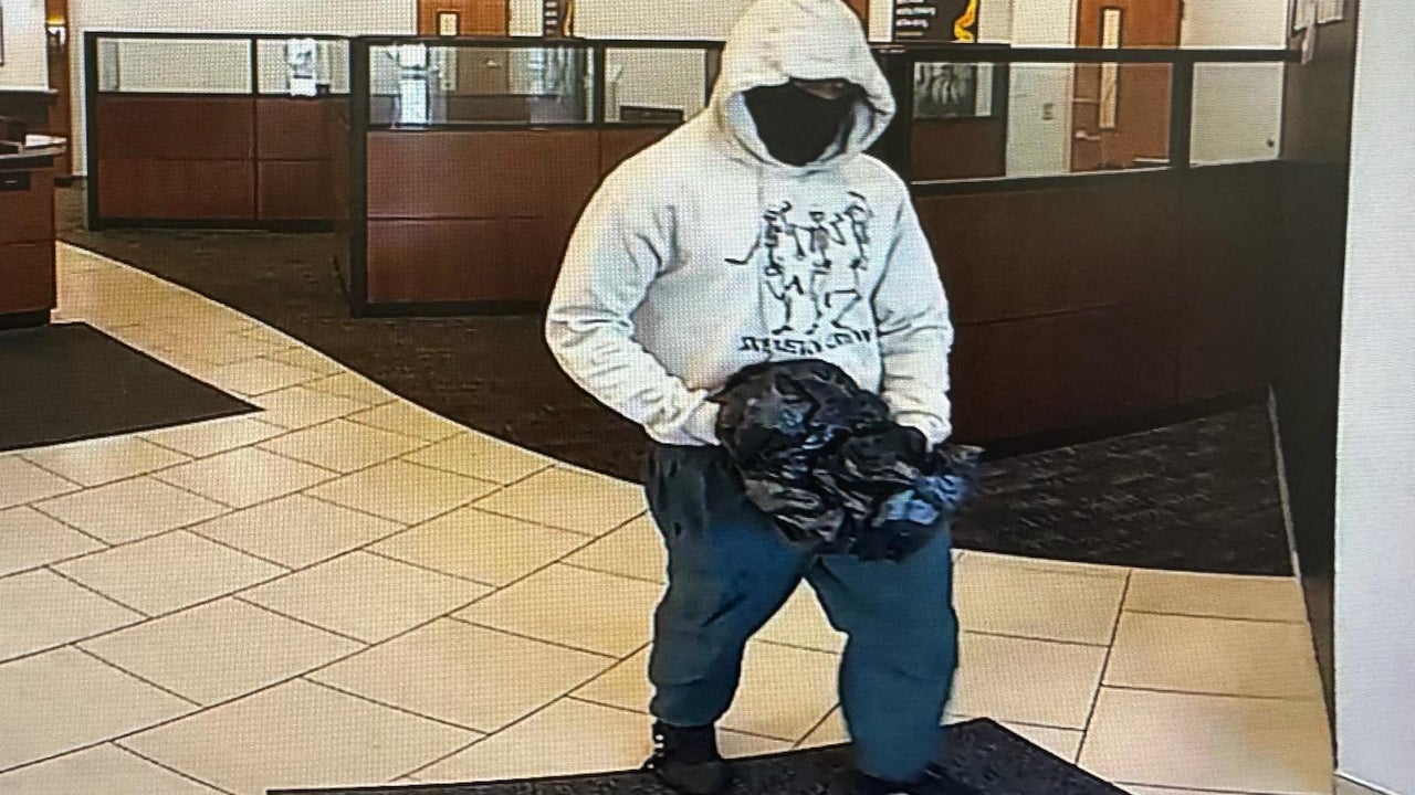 Bank Robbery news - Today’s latest updates - CBS Detroit