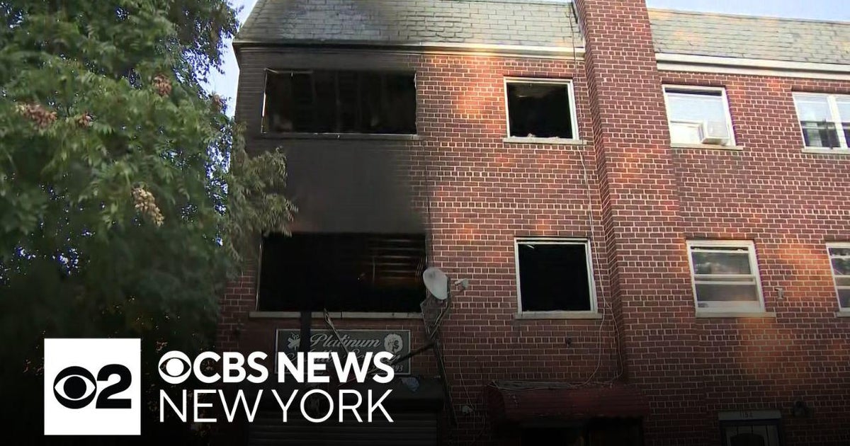 3 hurt in Bronx house fire - CBS New York