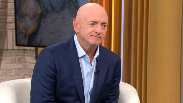 0905-cmo-markkelly-intv-mid.jpg 