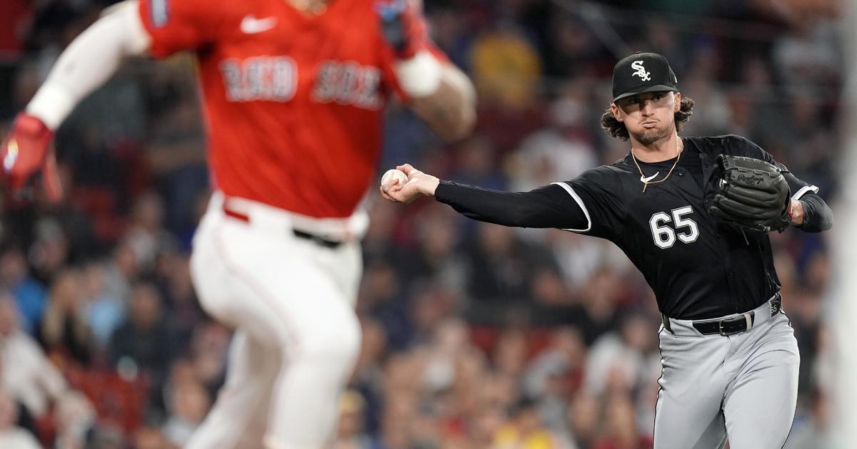 Red Sox Beat White Sox 3-1, End Losing Streak