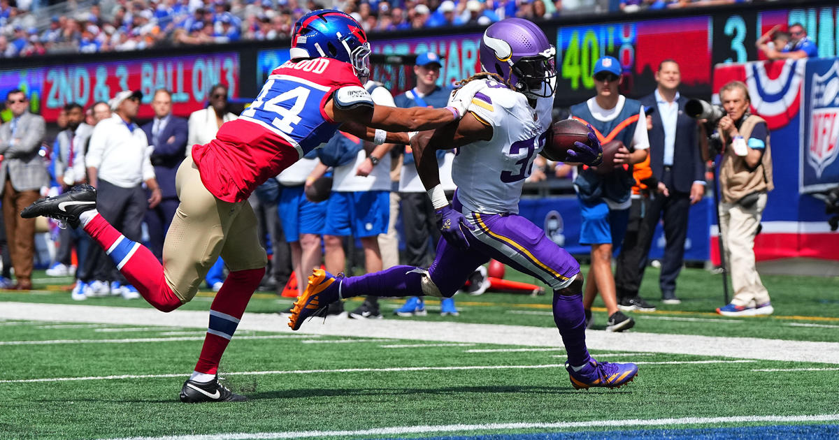 Giants Routed by Vikings in Season Opener