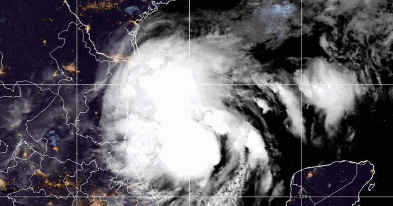Maps show the path of Tropical Storm Francine as meteorologists predict