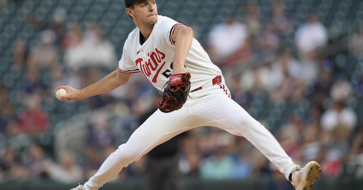 Drury and Kavadas hit home runs as the Angels beat the struggling Twins 6-2