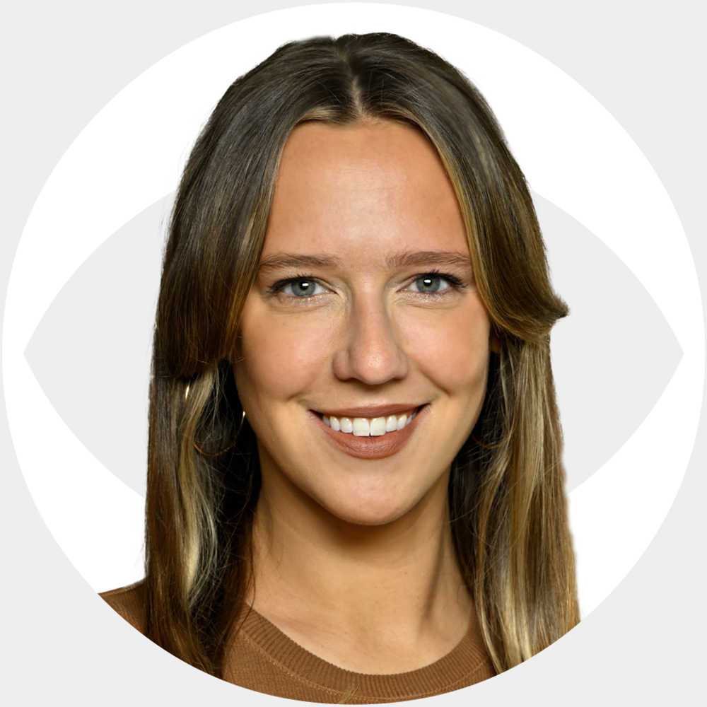 elle-mclogan-cbs-news-new-york