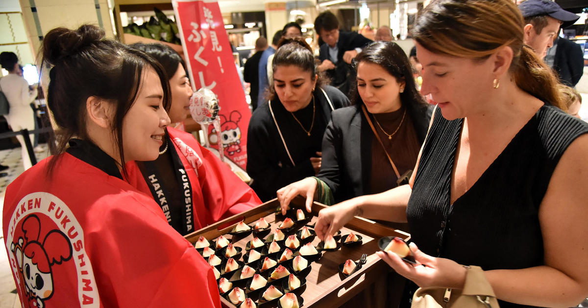 Pricey peaches from Fukushima nuclear disaster zone on offer at Harrods, U.K.’s poshest department store