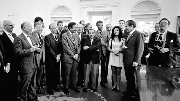 Business City News connie-chung-in-nixon-white-house.jpg 