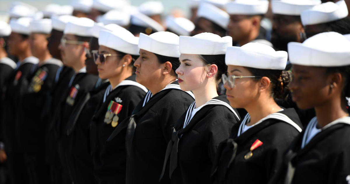 U.S. Navy makes history by launching its first coed submarine: "Breaking barriers"