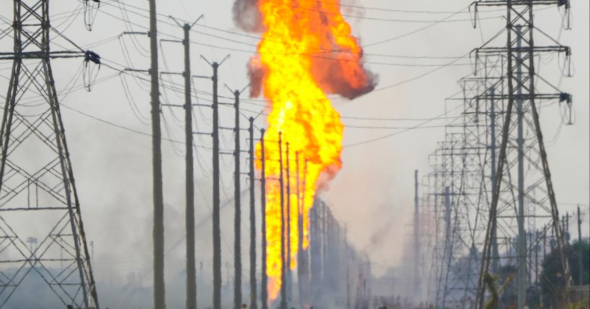 Investigators still searching for cause of Texas pipeline explosion