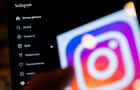 cbsn-fusion-breaking-down-the-impact-of-facebook-instagram-on-teen-mental-health-thumbnail-816034-640x360.jpg 