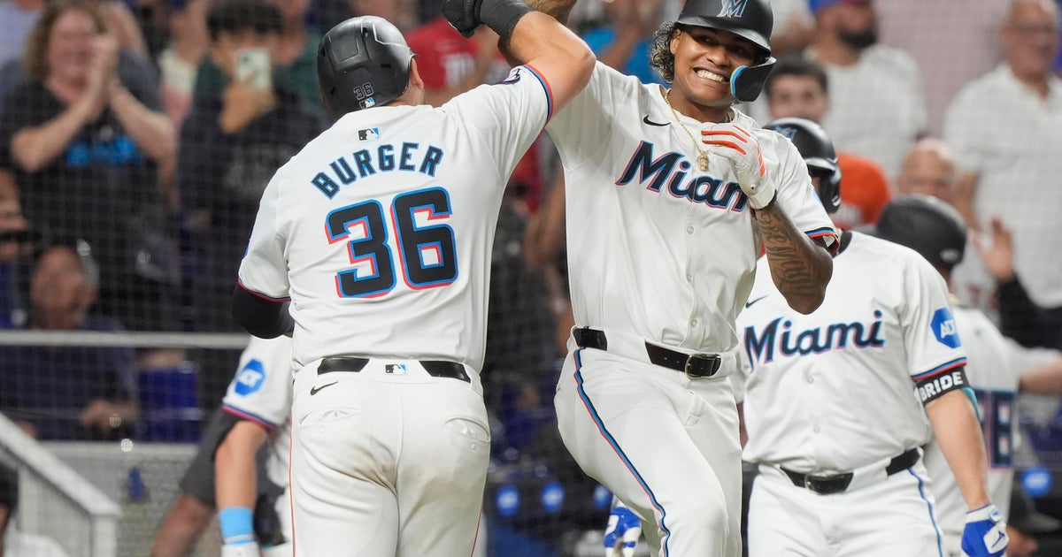 Marlins bats come alive in 11-9 victory over Dodgers, Ohtani hits 48th homer of season Marlins bats come alive in 11-9 victory over Dodgers, Ohtani hits 48th homer of season