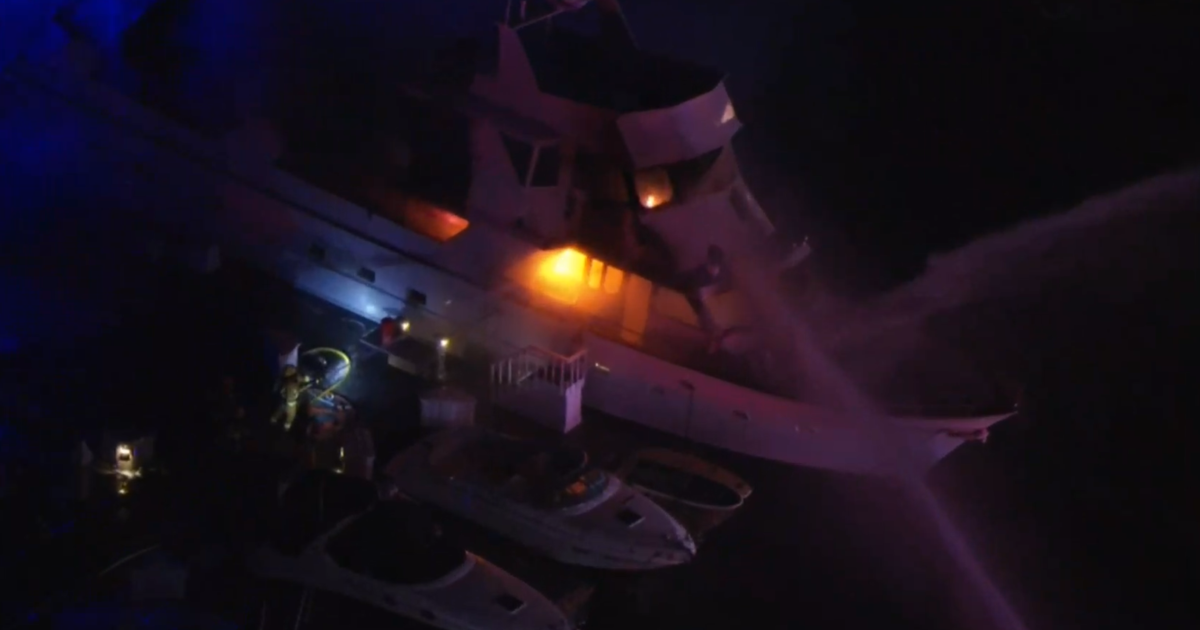 Yacht Fire in Marina del Rey Causes Sinking