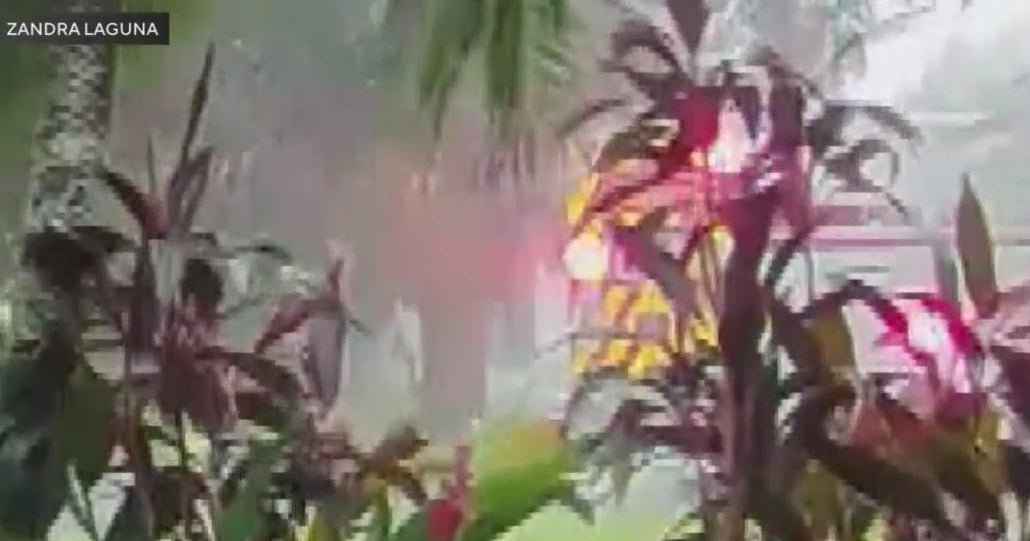 Teen killed in apparent lightning strike in Pembroke Pines, fire rescue says Teen killed in apparent lightning strike in Pembroke Pines, fire rescue says