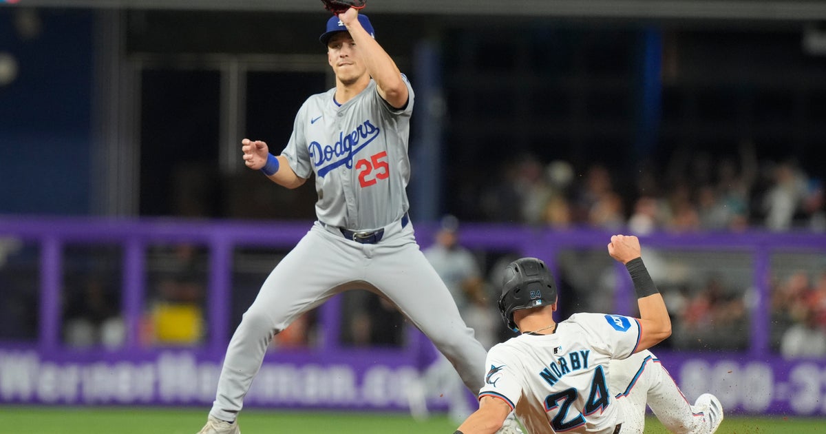 Marlins fall to Dodgers 8-4, Ohtani steals 49th base Marlins fall to Dodgers 8-4, Ohtani steals 49th base