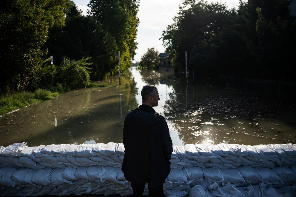 Flooding in Central Europe blamed for 24 deaths as EU promises 11