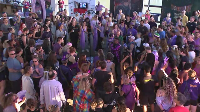 bailey-live-shot-purple-tour-party-at-the-polls-092024-frame-369950.jpg 