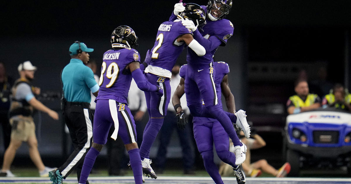 Ravens Secure First Win, Defeat Cowboys 28-25