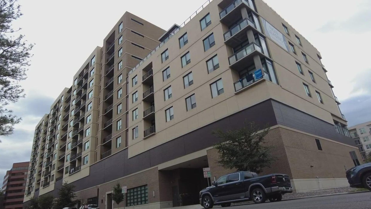 Denver apartment without running water for days, as failed pipe repairs