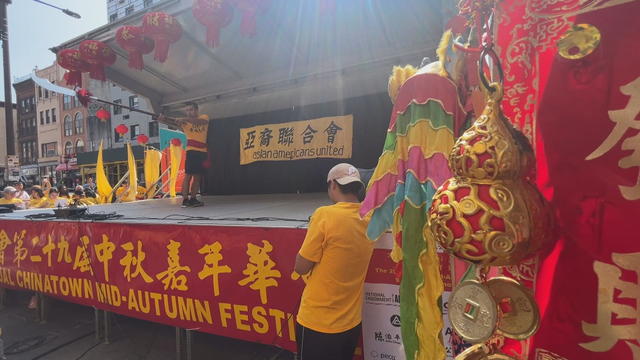 chinatown-mid-autumn-festival-frame-203.jpg 