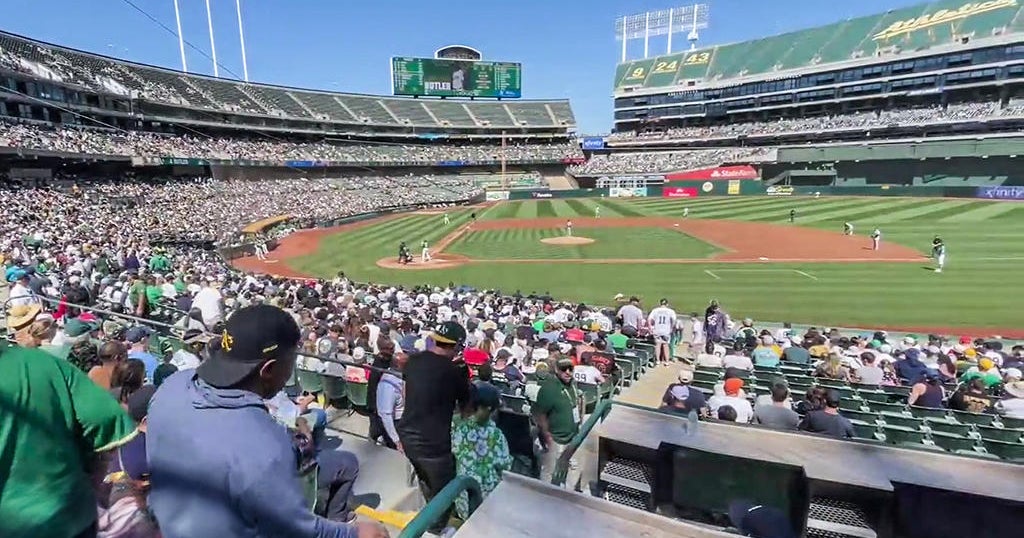 Fans crowd Coliseum on A’s final weekend in Oakland