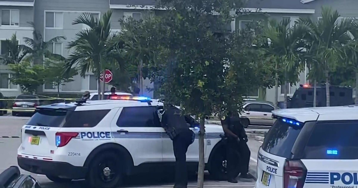 Four Miami police internal affairs officers suspended amid drug test investigation, source says Four Miami police internal affairs officers suspended amid drug test investigation, source says