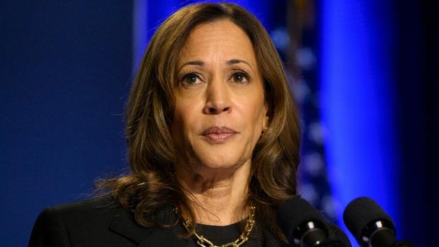 cbsn-fusion-harris-tries-sharpen-economic-message-pennsylvania-thumbnail.jpg 