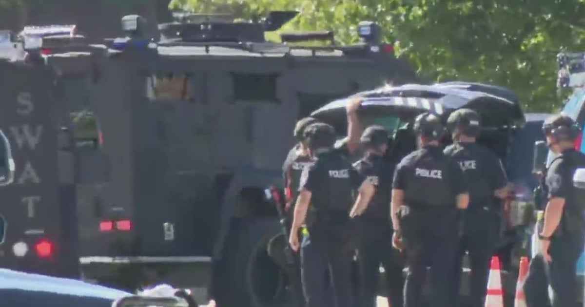 Woman in custody after shots fired at Fort Worth firefighters - CBS Texas