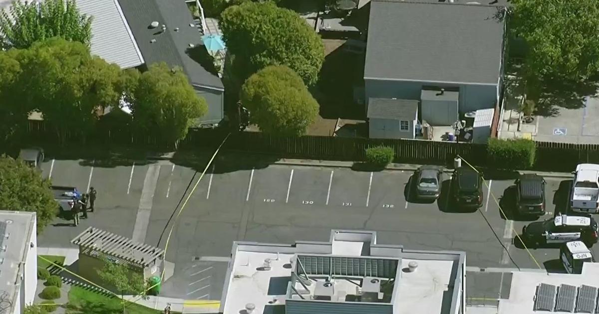 Napa police are investigating the shooting at the Lincoln Avenue apartment complex