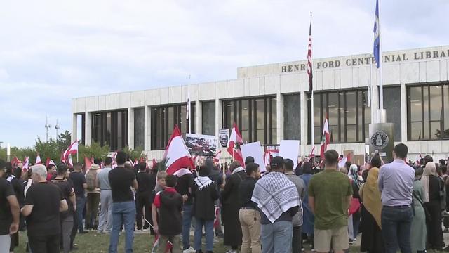 Hundreds rally in Dearborn, Michigan, in support of Lebanon 