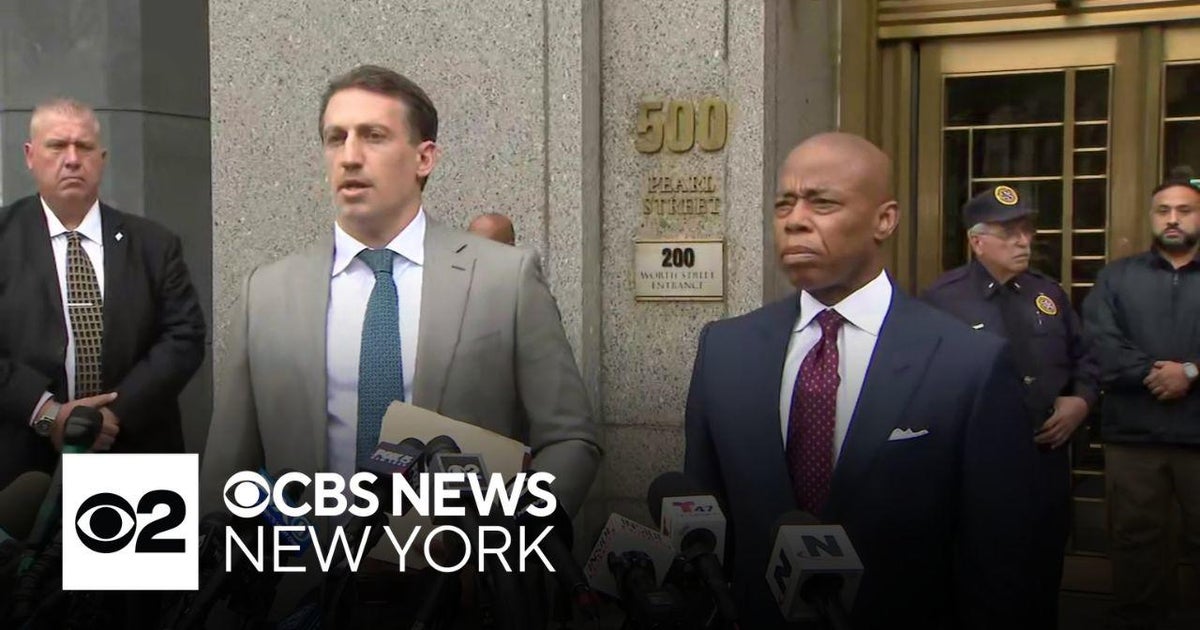 NYC Mayor Eric Adams' attorney Alex Spiro speaks after entering not ...