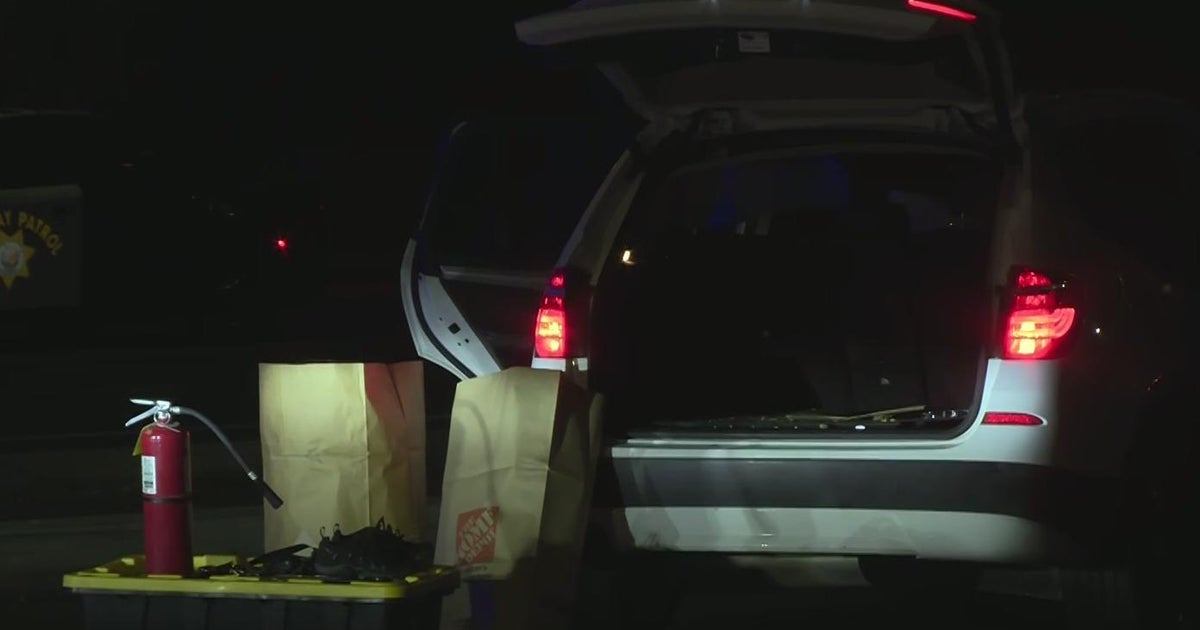 Suspect search after major injury crash on Watt Avenue