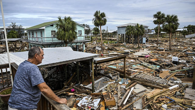 TOPSHOT-US-WEATHER-HURRICANE-HELENE 