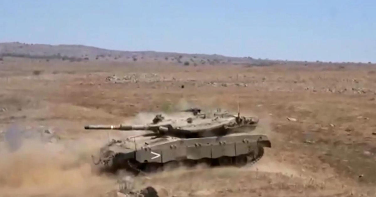 Eye Opener: Israeli troops cross into Lebanon