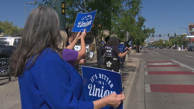 postal-worker-rally-eb-raw-01-concatenated-130953-frame-1352.jpg 