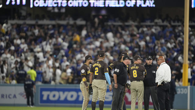 MLB: NLDS Game 2- Dodgers v Padres 