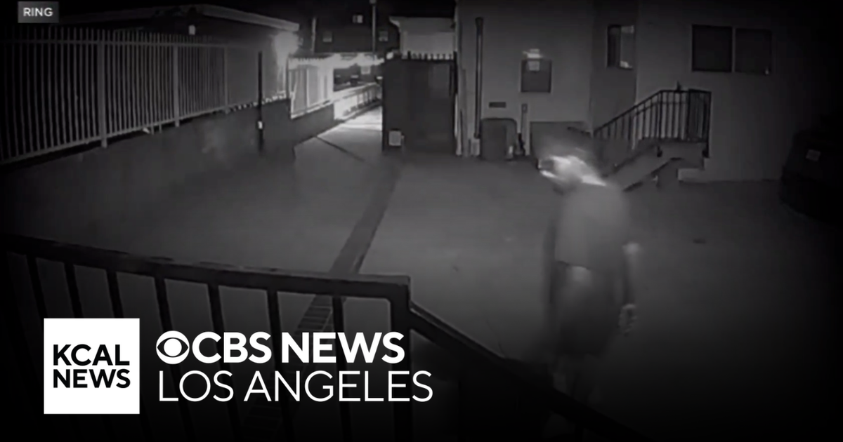 Man arrested for breaking into USC students rental home CBS Los Angeles