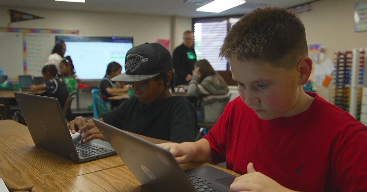 Aurora Public Schools credits new AI technology with helping improve student success in classroom (1/1)