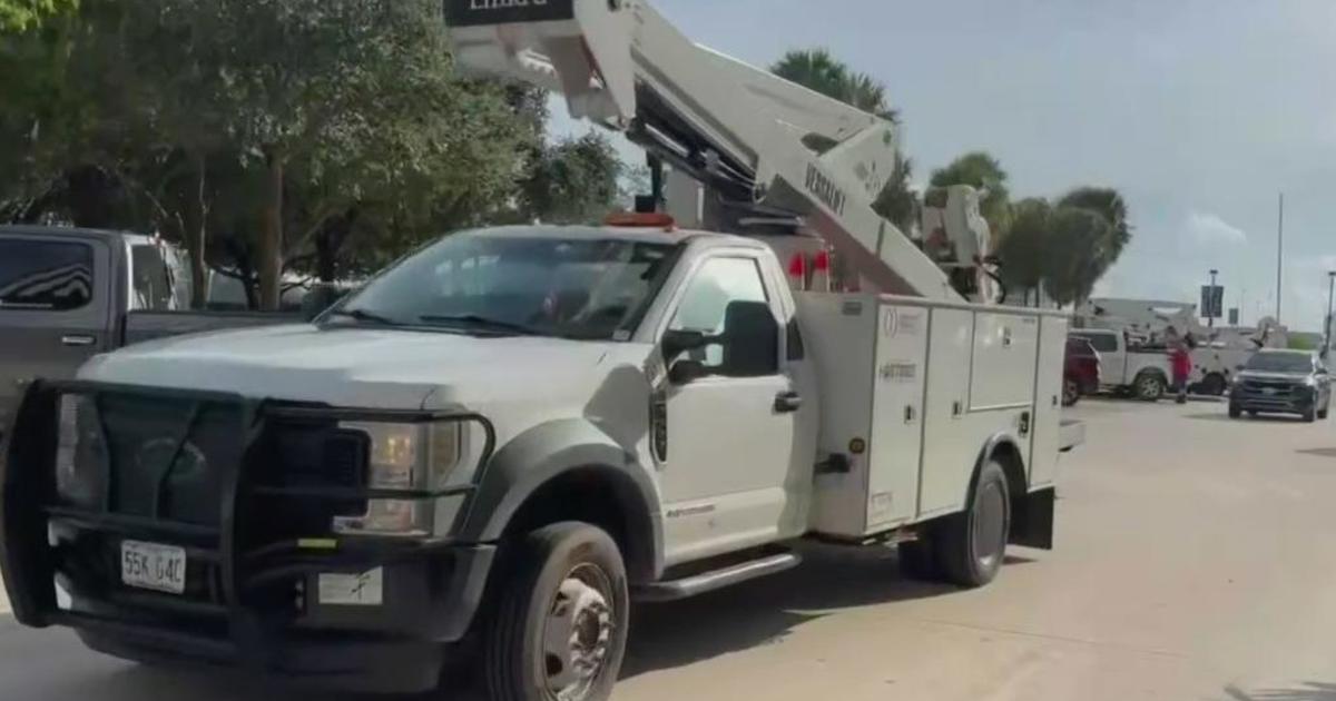 Repair, recovery personnel from all over the country ready to help after Hurricane Milton