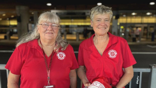 Salvation Army volunteers 