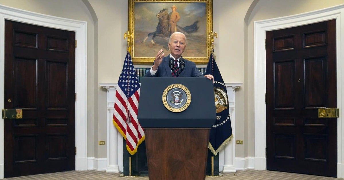 Biden pledges support for Florida, blasts misinformation over Hurrica...
