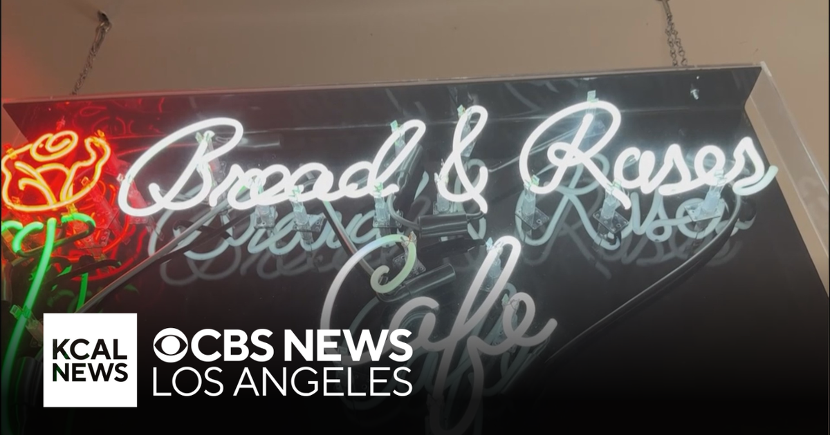 Bread and Roses celebrates 35 years of helping homeless people in