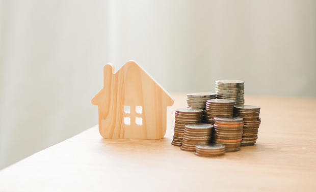 What’s the best home equity borrowing option right now?