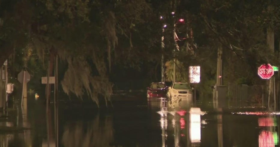 Some north Tampa residents trapped in their homes by Hurricane Milton flooding