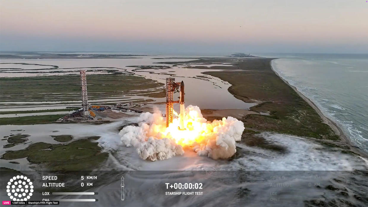 SpaceX Pulls Off Unprecedented Feat, Grabs Descending Rocket With ...